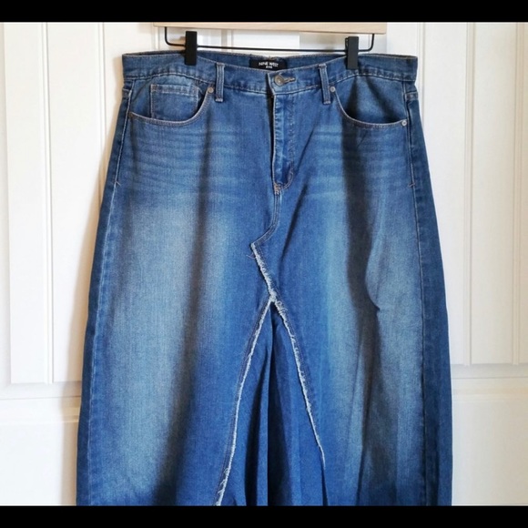 Nine West A-line, high low denim skirt - Picture 3 of 9